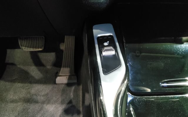 Used 2023 Kia Sorento SX FWD image 34