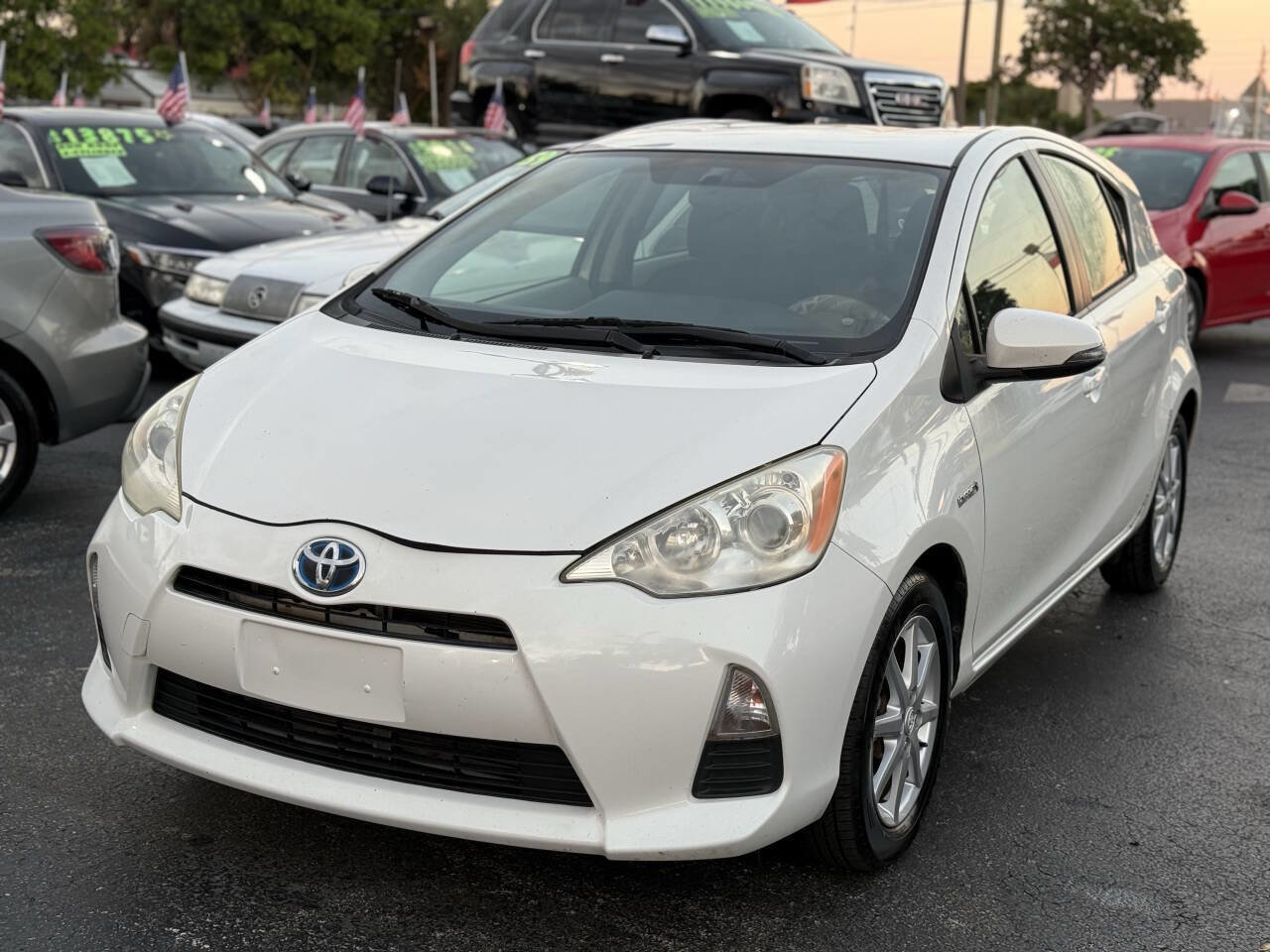 Used 2012 Toyota Prius C Three image 12