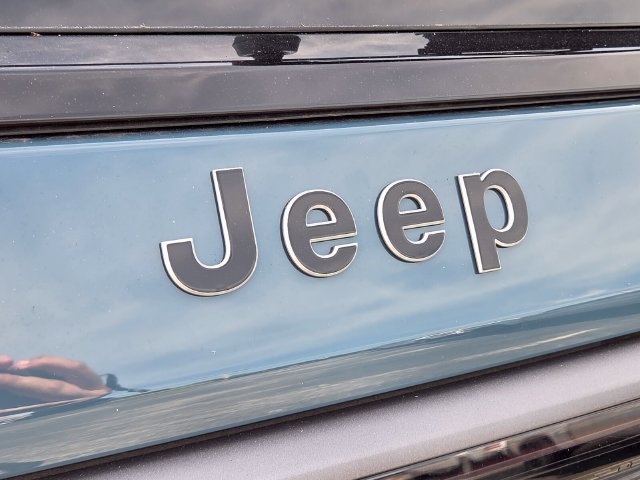 New 2026 Jeep Grand Wagoneer Limited w/ Premium Group II AWD/4WD image 14