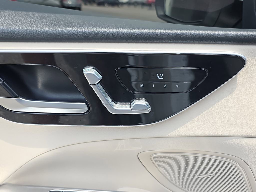 Certified 2024 Mercedes-Benz C 300 4MATIC Sedan image 11