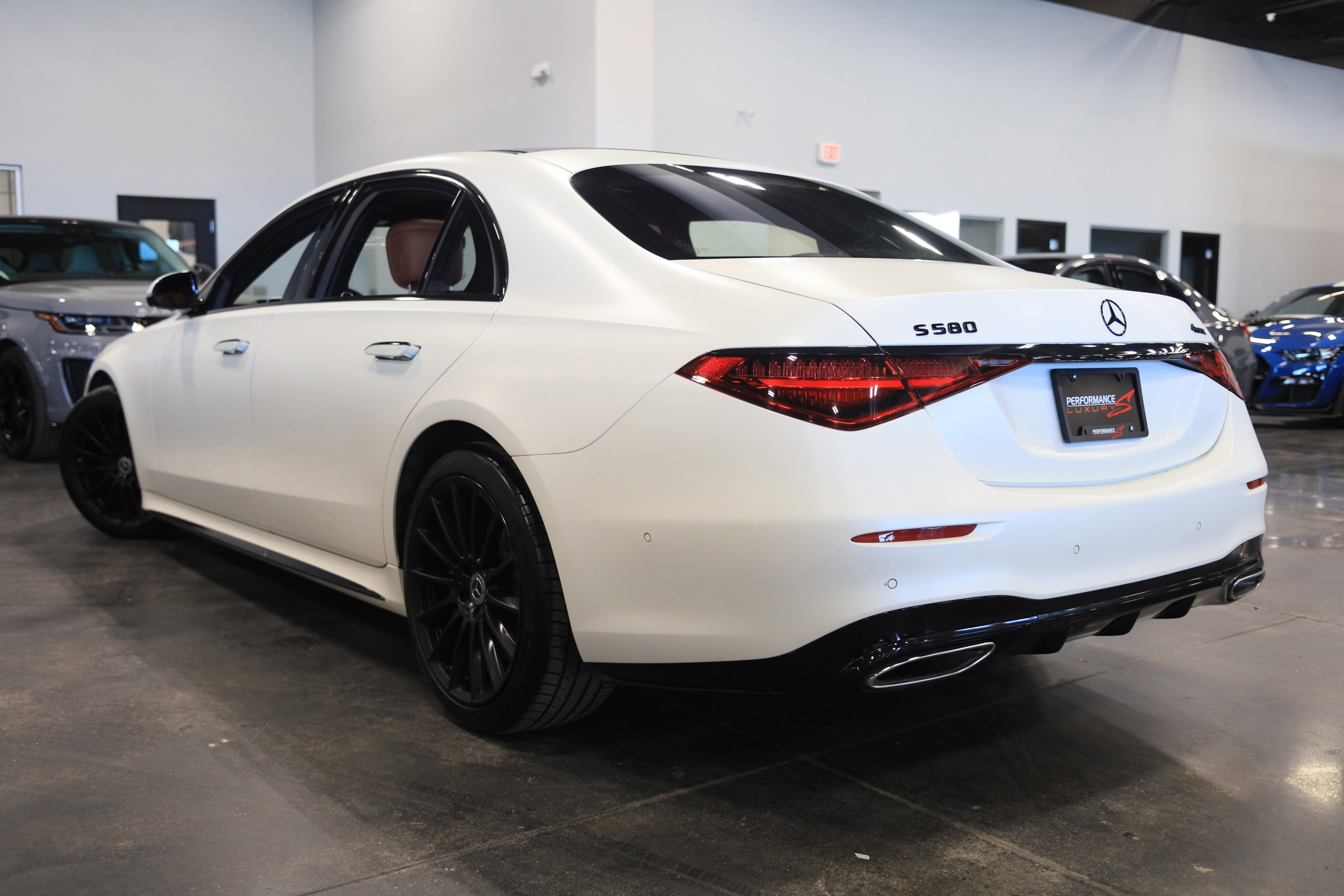 Used 2022 Mercedes-Benz S 580 4MATIC Sedan image 4