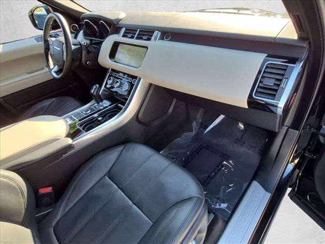 Used 2017 Land Rover Range Rover Sport HSE AWD/4WD image 22