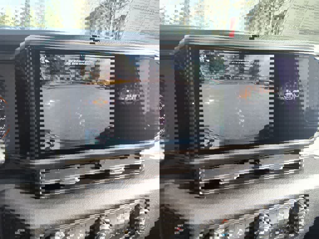 New 2026 Jeep Gladiator Sport image 17