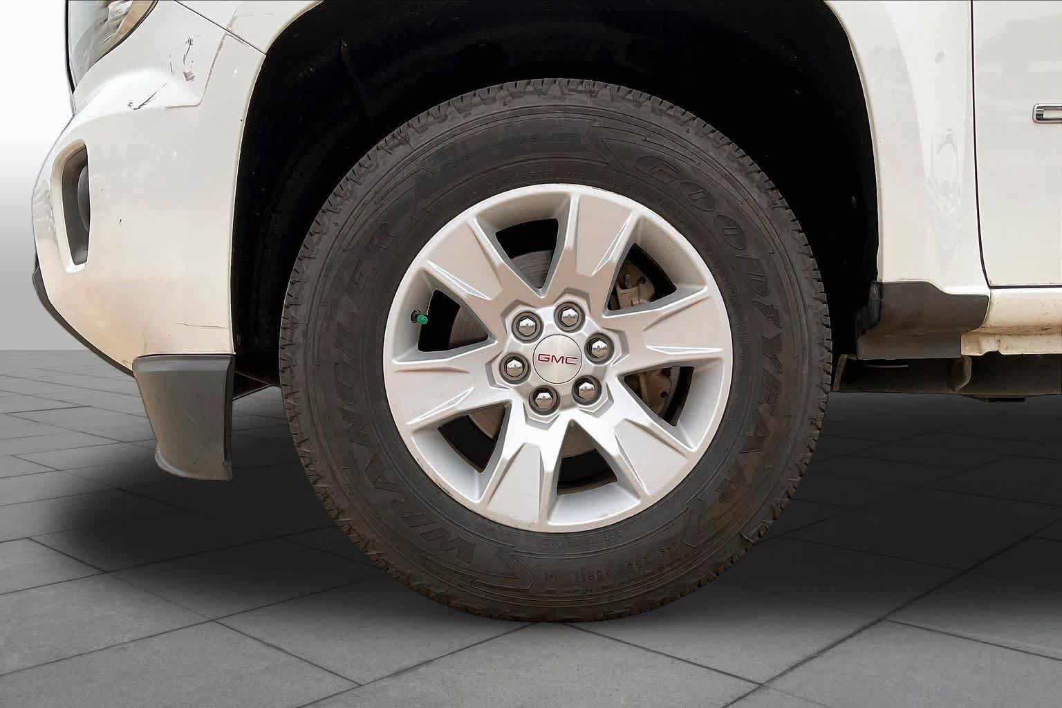 Used 2016 GMC Canyon SLE w/ SLE Convenience Package RWD image 12