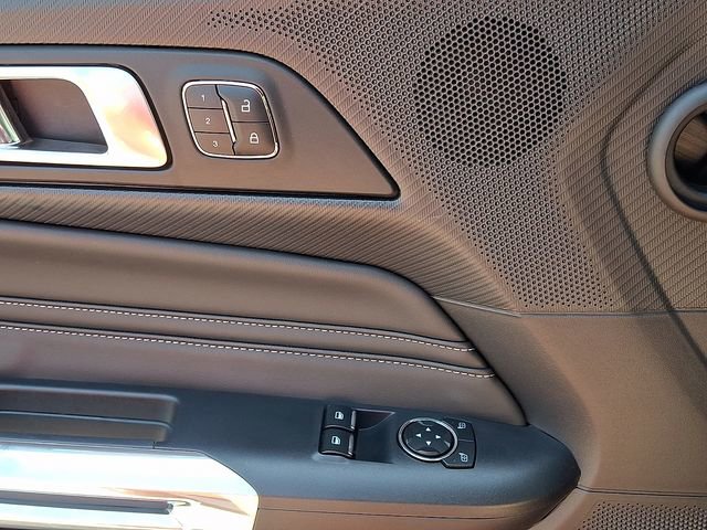 Used 2025 Ford Mustang Premium RWD image 21