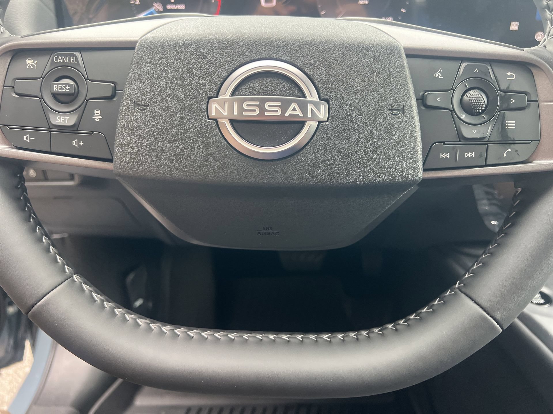 New 2026 Nissan Sentra SV w/ SV Convenience Package FWD image 9