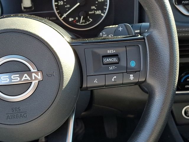 Used 2023 Nissan Rogue SV image 24