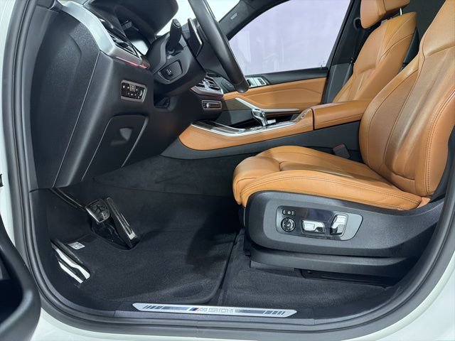 Used 2021 BMW X5 M50i w/ Executive Package image 14