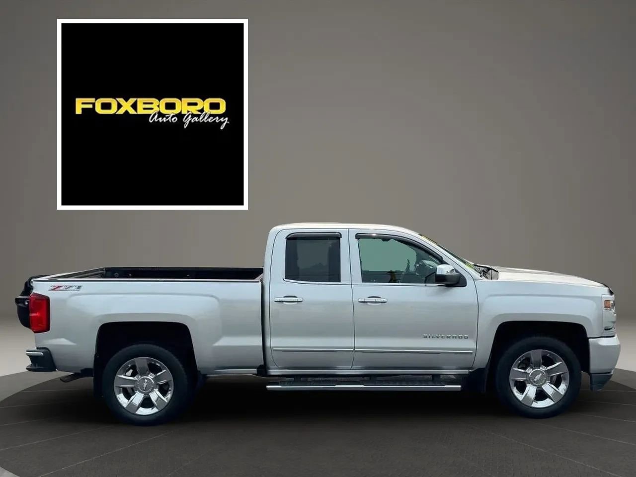 Used 2017 Chevrolet Silverado 1500 LTZ Z71 w/ LTZ Plus Package image 4