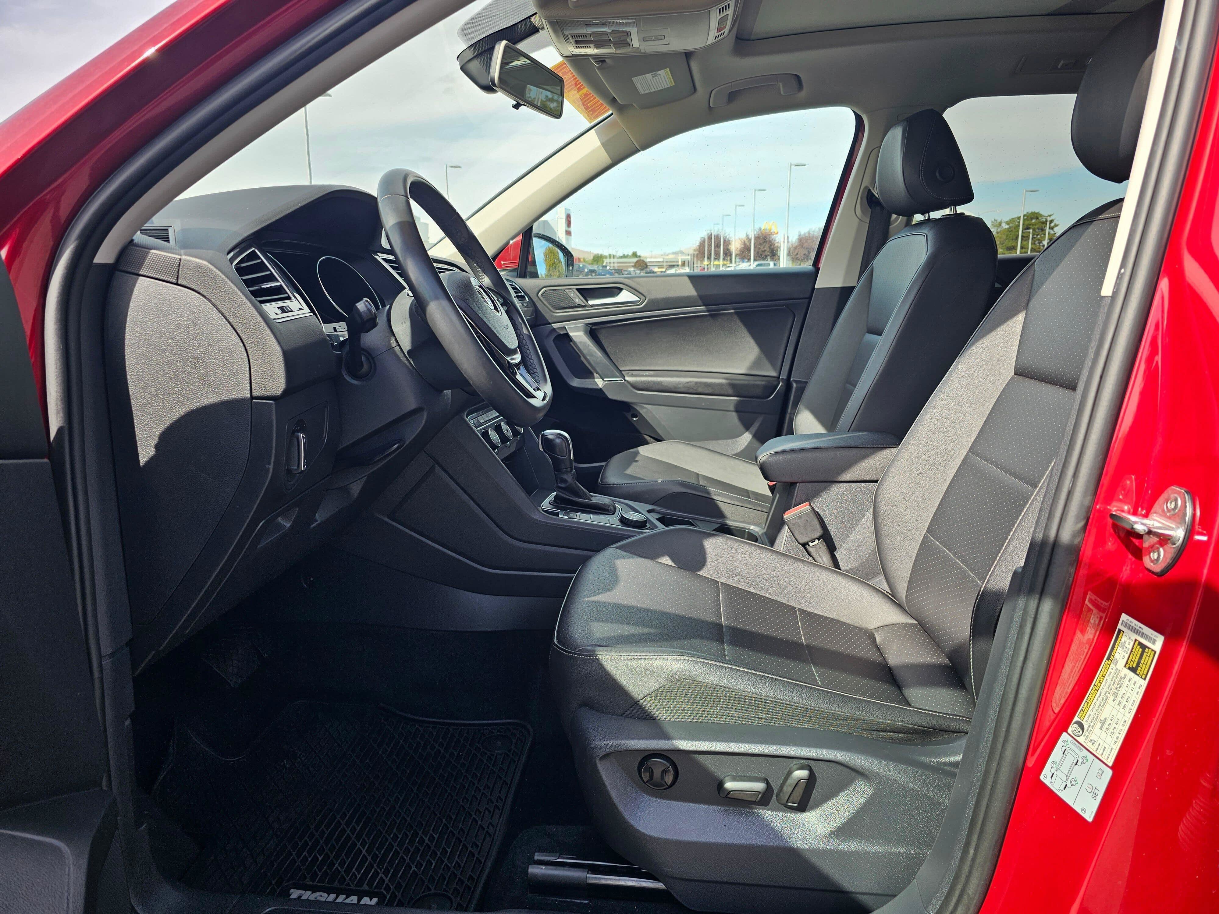 Used 2020 Volkswagen Tiguan S AWD/4WD image 17