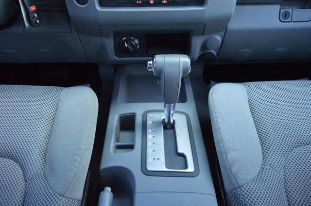 Used 2008 Nissan Frontier SE w/ SE Value Truck Pkg image 24