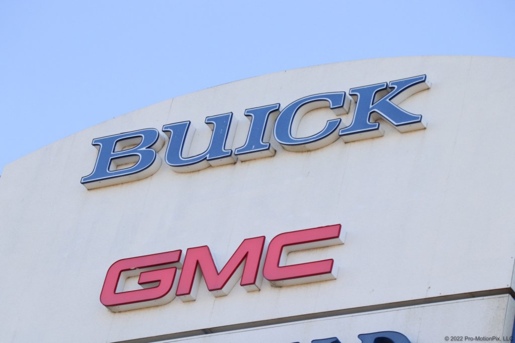 Used 2025 GMC Sierra 1500 Elevation image 46