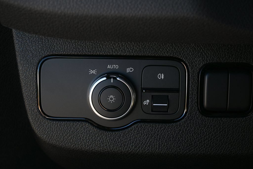 Used 2026 Mercedes-Benz Sprinter 2500 image 9
