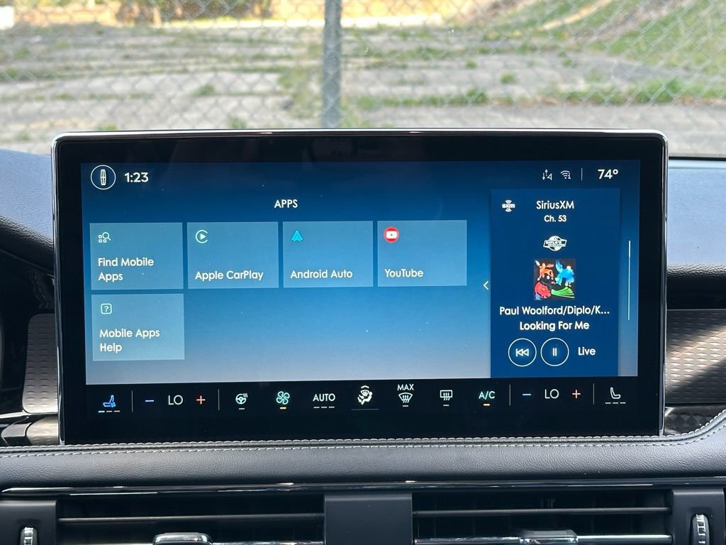 New 2026 Lincoln Corsair Reserve w/ Jet Appearance Package AWD/4WD image 15