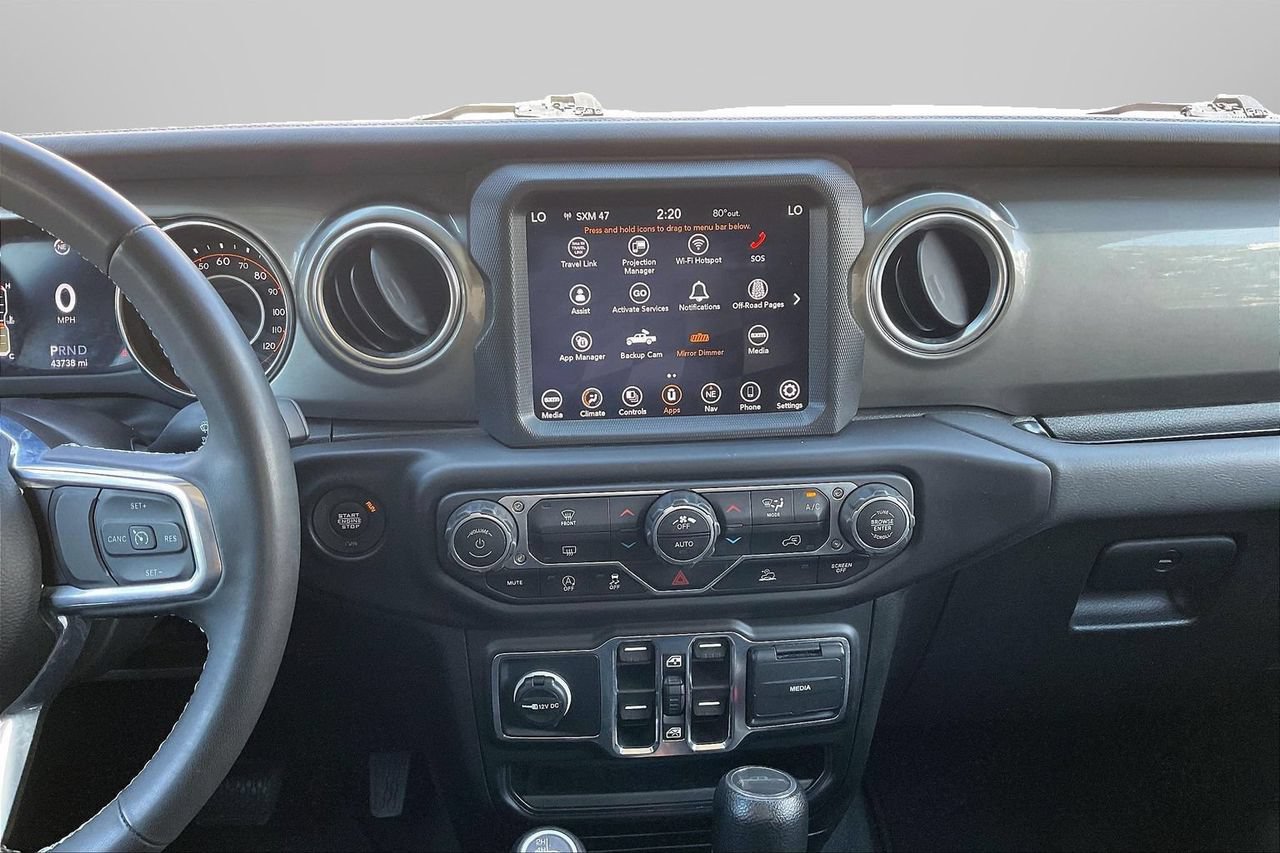 Used 2023 Jeep Gladiator Overland AWD/4WD image 12