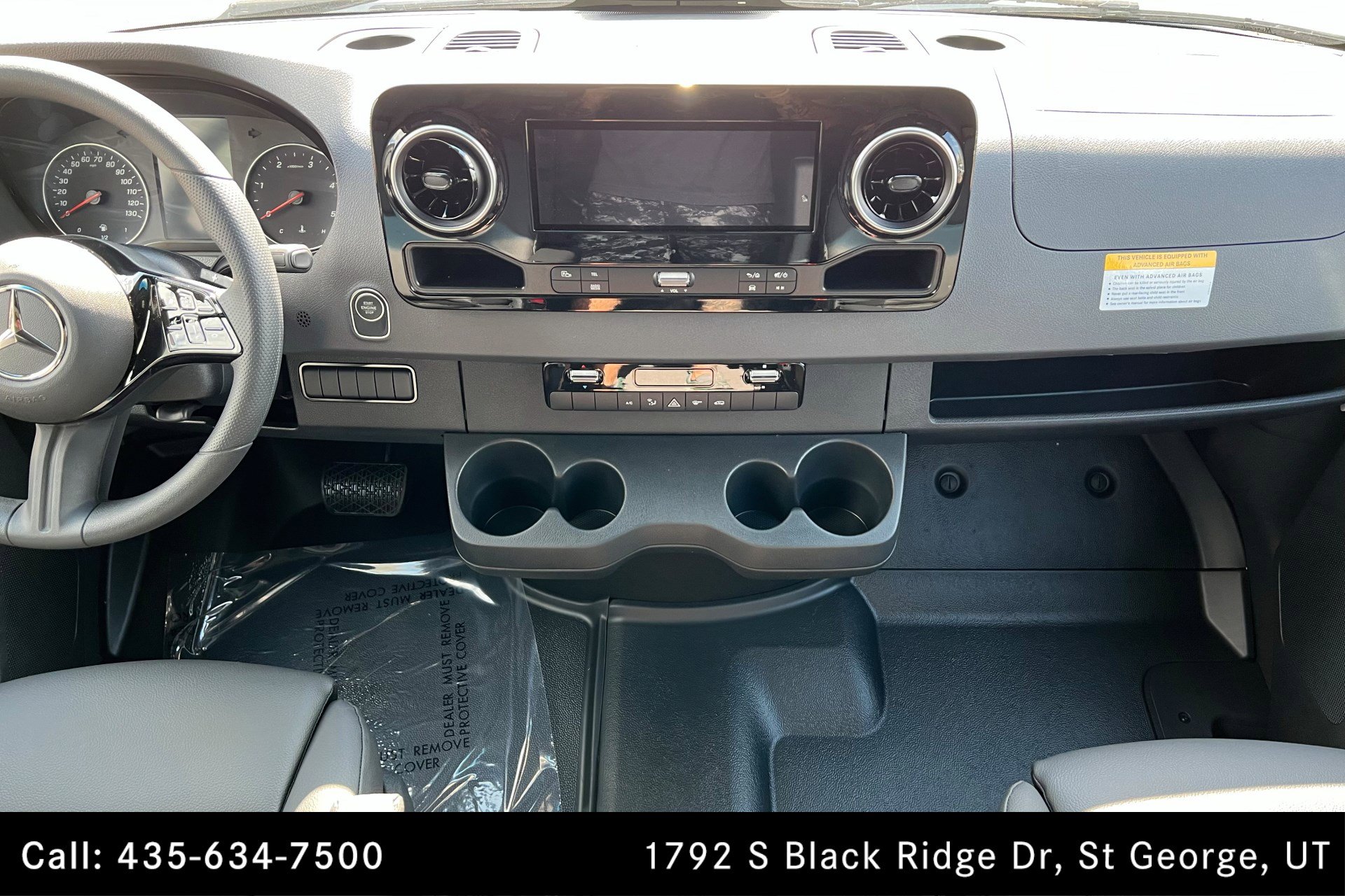 Used 2025 Mercedes-Benz Sprinter 2500 image 13