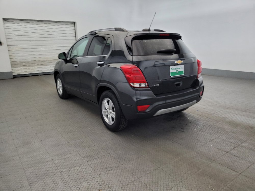 Used 2018 Chevrolet Trax LT w/ LT Convenience Package FWD image 5