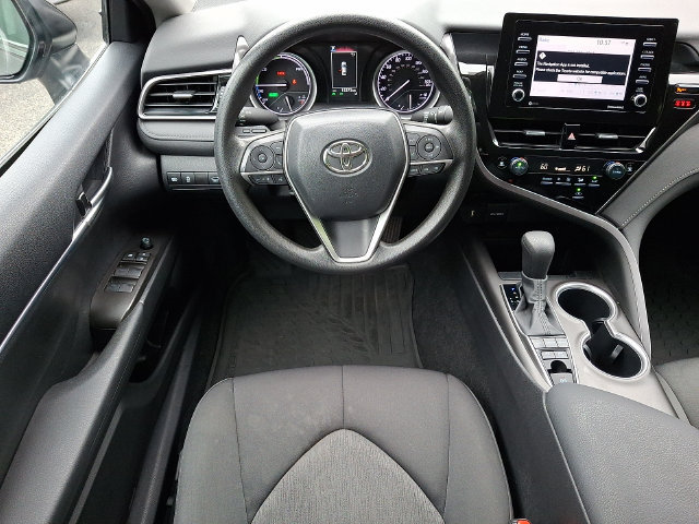 Used 2024 Toyota Camry LE FWD image 11