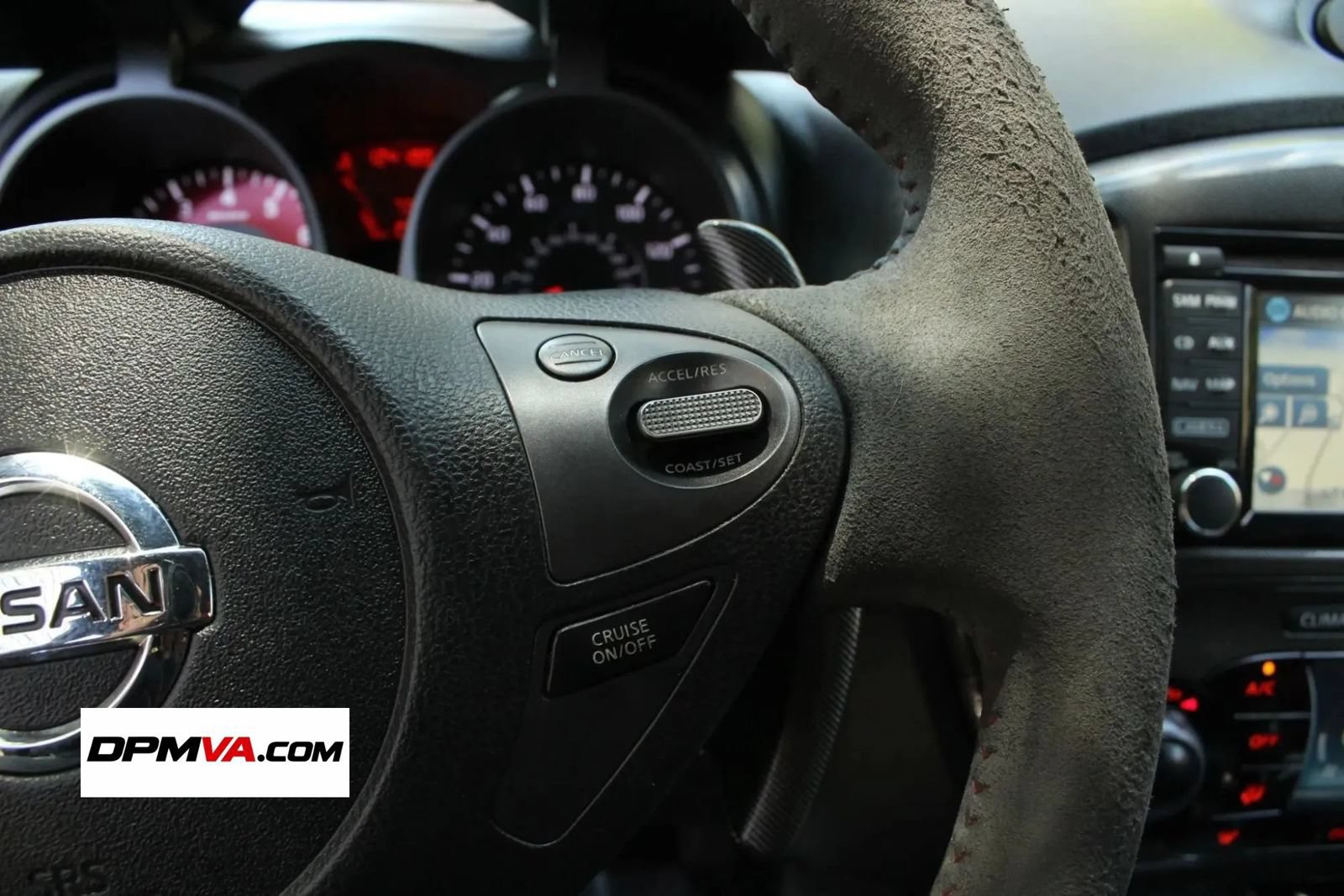 Used 2015 Nissan Juke NISMO RS w/ Interior Illumination Package AWD/4WD image 37