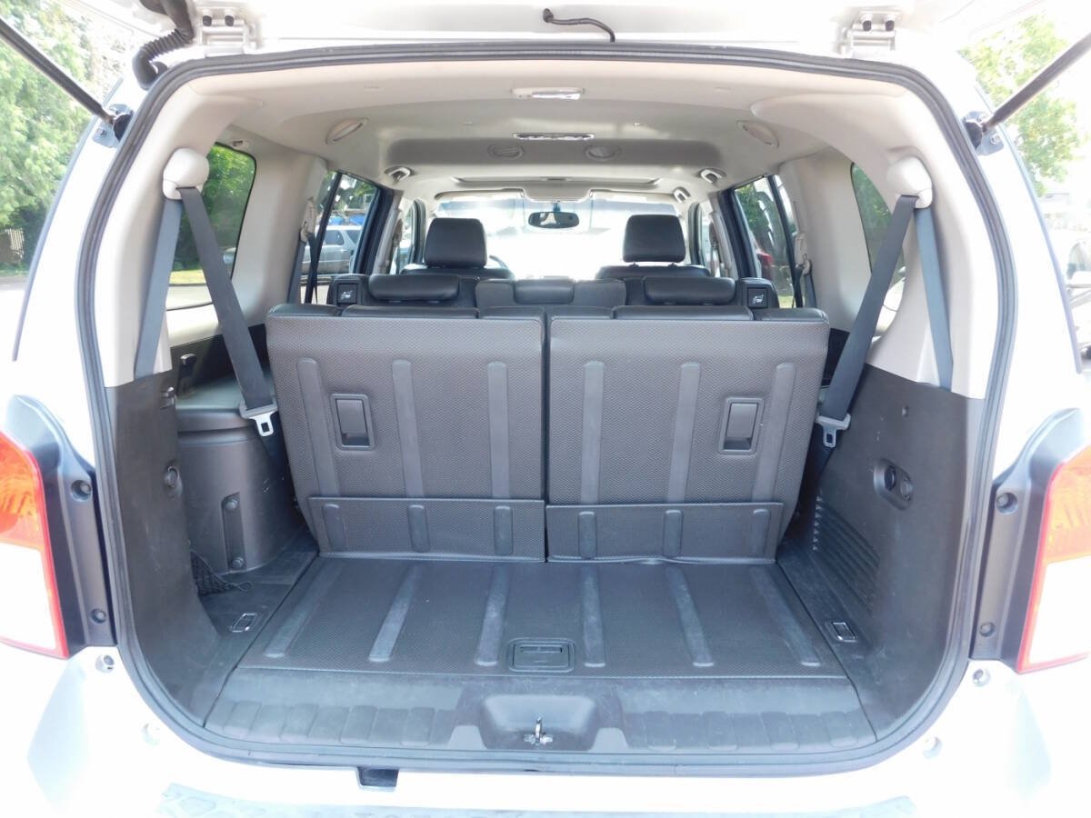 Used 2005 Nissan Pathfinder SE Off-Road w/ (P01) SE Off-Road Premium Pkg AWD/4WD image 5