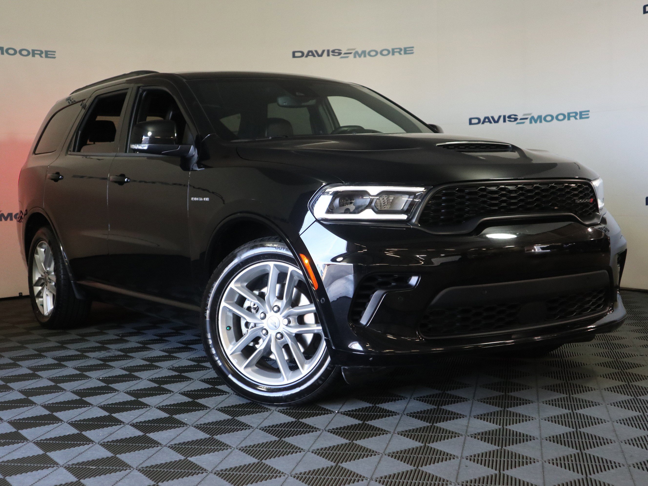 Used 2024 Dodge Durango R/T video 2
