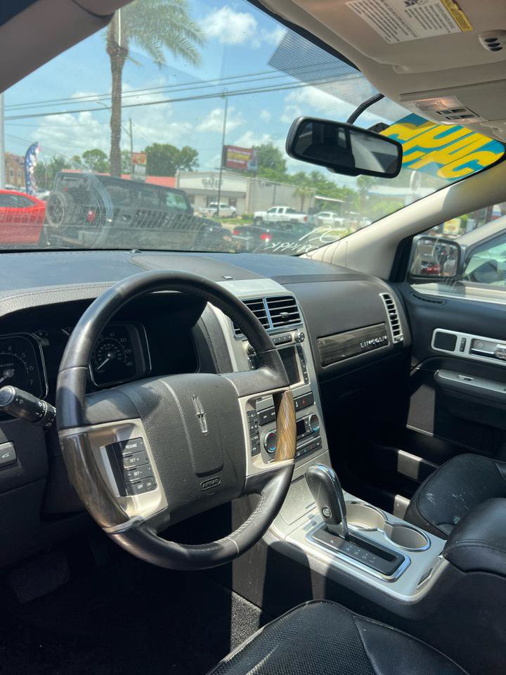 Used 2009 Lincoln MKX 2WD image 9