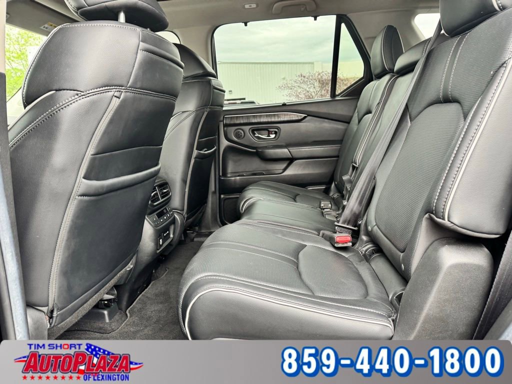 Used 2025 Honda Pilot Elite image 29