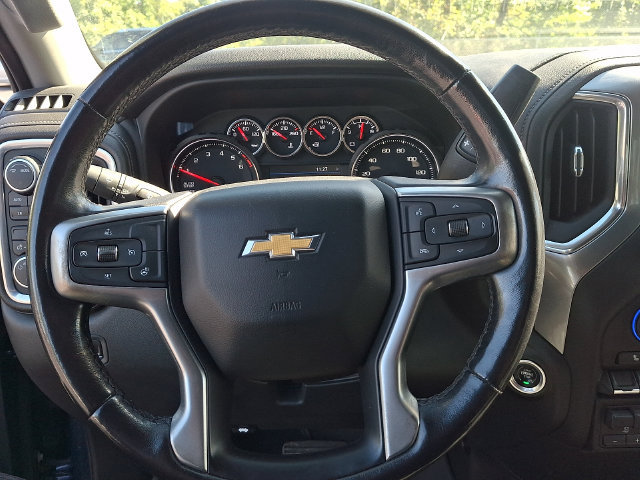 Used 2022 Chevrolet Silverado 1500 LT AWD/4WD image 30