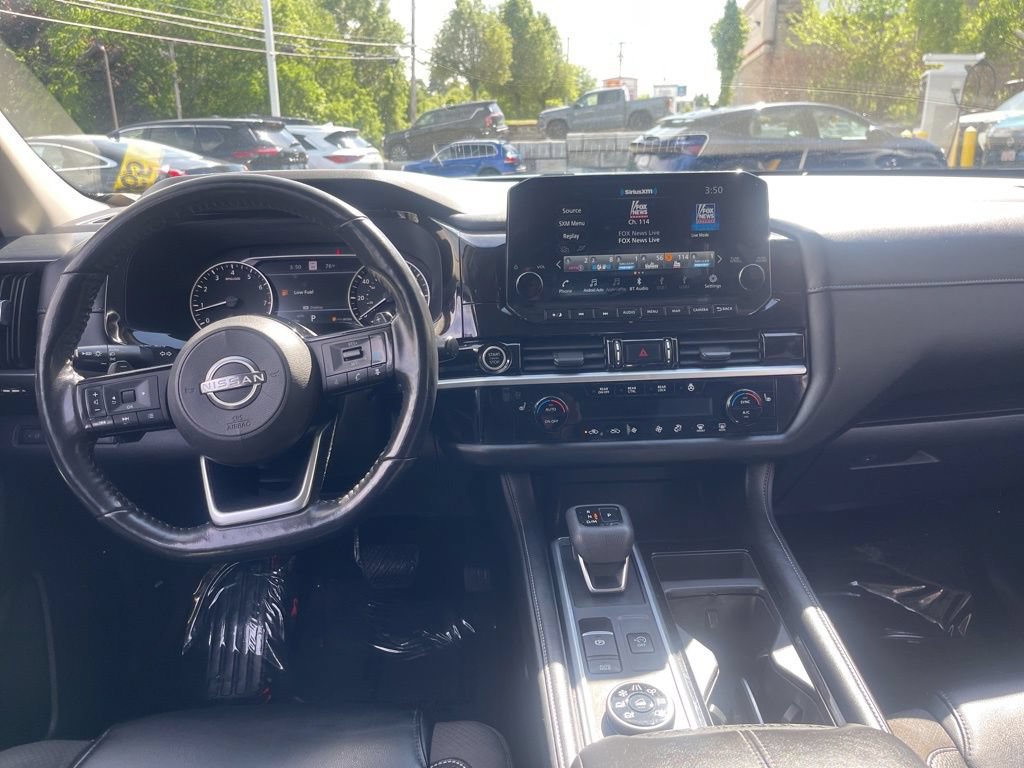 Certified 2024 Nissan Pathfinder SL AWD/4WD image 11