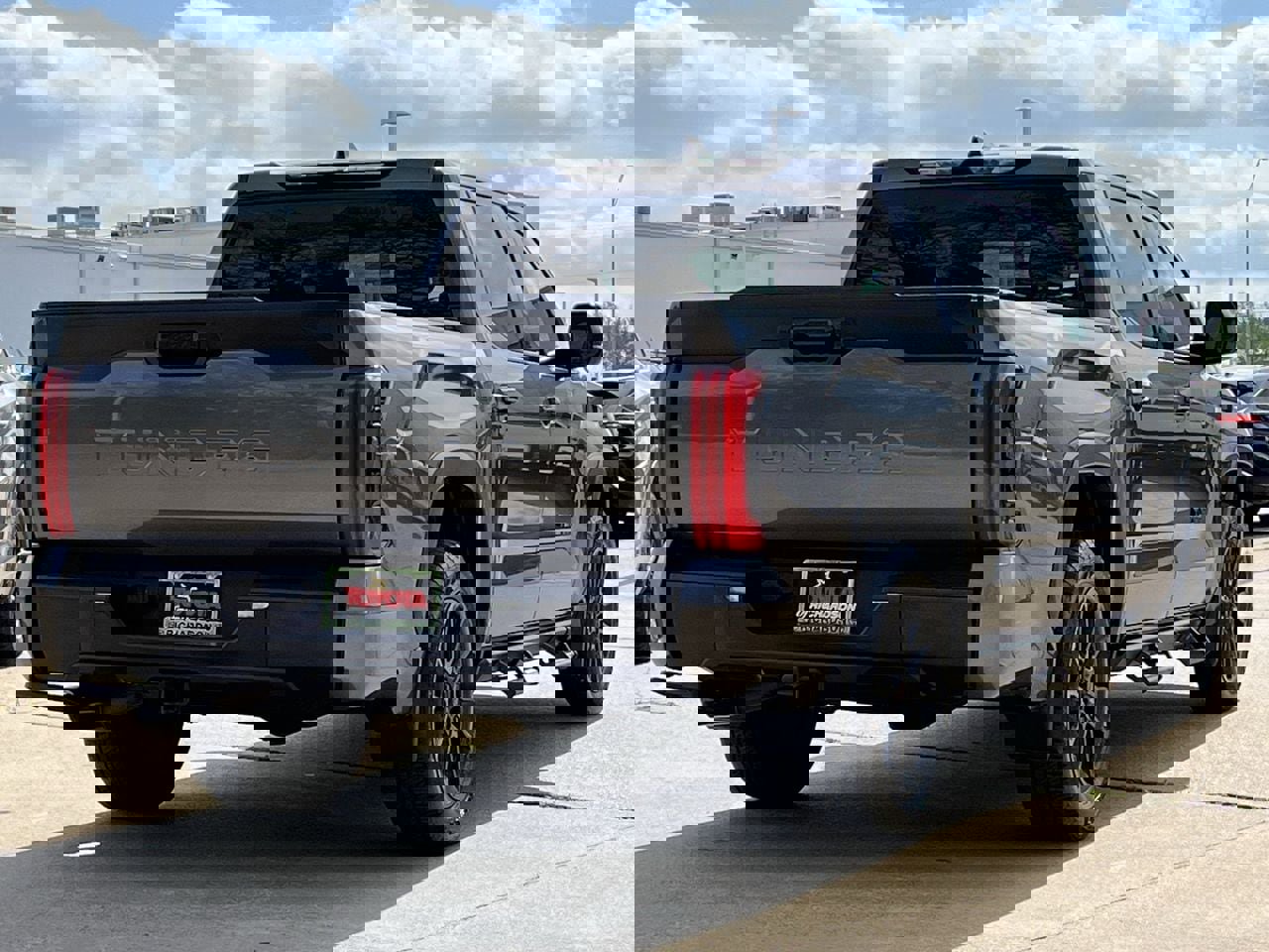 Used 2024 Toyota Tundra SR5 w/ SR5 Premium Package image 4