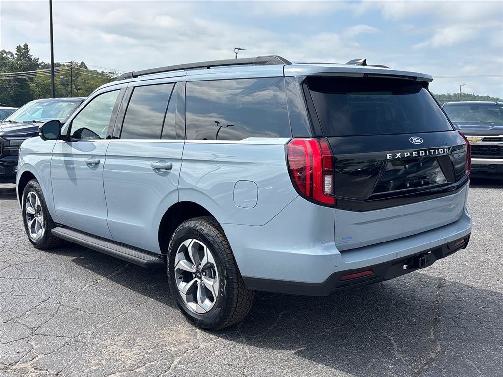 New 2027 Ford Expedition Active AWD/4WD image 5