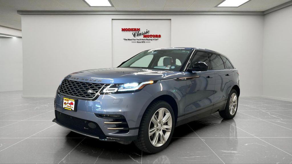 Used 2023 Land Rover Range Rover Velar R-Dynamic S image 3