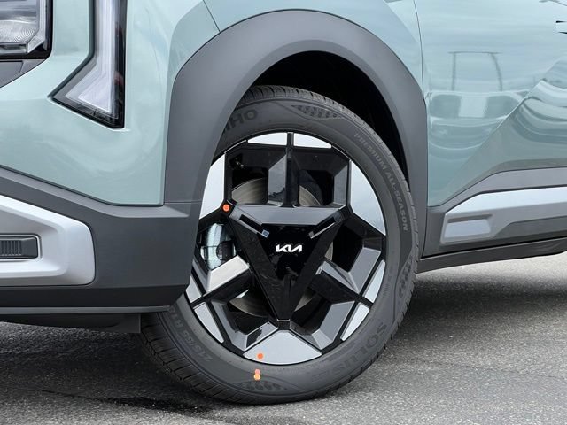 New 2027 Kia Seltos S FWD image 2