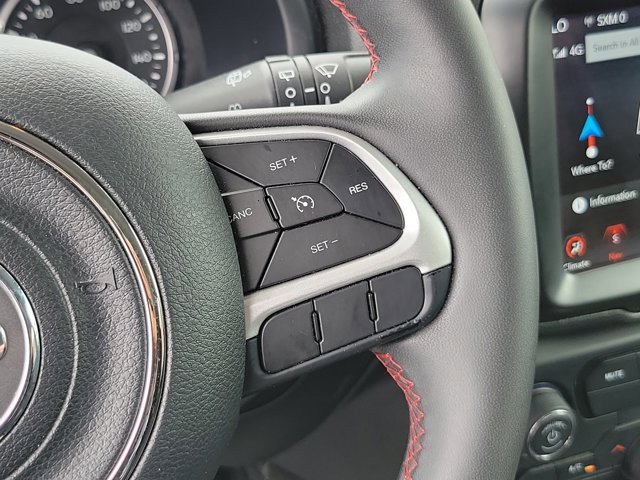 Used 2023 Jeep Renegade Trailhawk AWD/4WD image 26