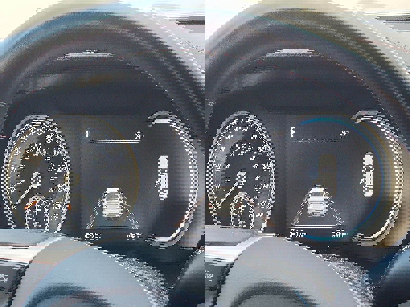 Used 2023 Genesis G70 2.0T w/ Sport Prestige Package image 14