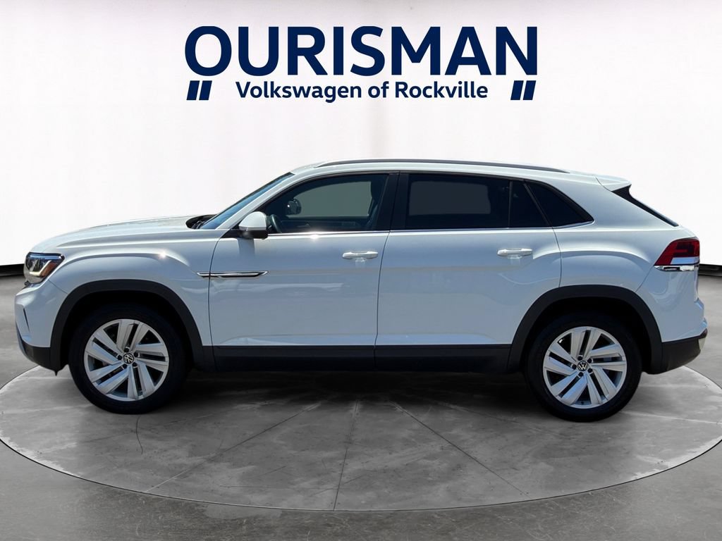 Used 2021 Volkswagen Atlas Cross Sport SE FWD image 3