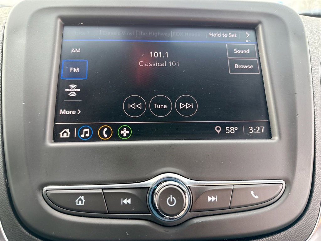 Used 2023 Chevrolet Equinox LS image 16