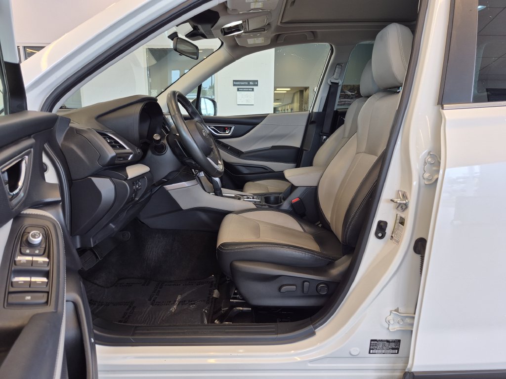 Used 2022 Subaru Forester Limited AWD/4WD image 14