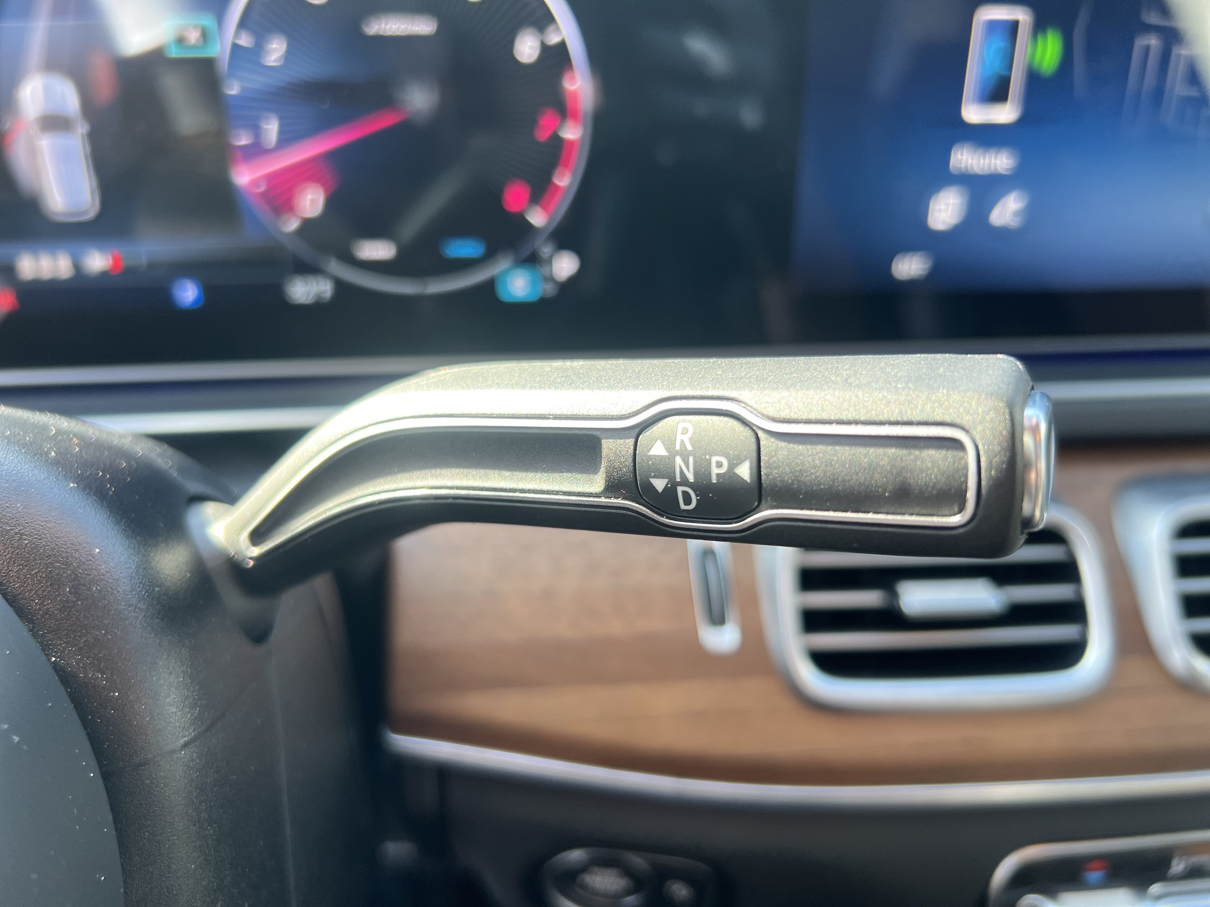Certified 2025 Mercedes-Benz GLE 350 4MATIC image 26