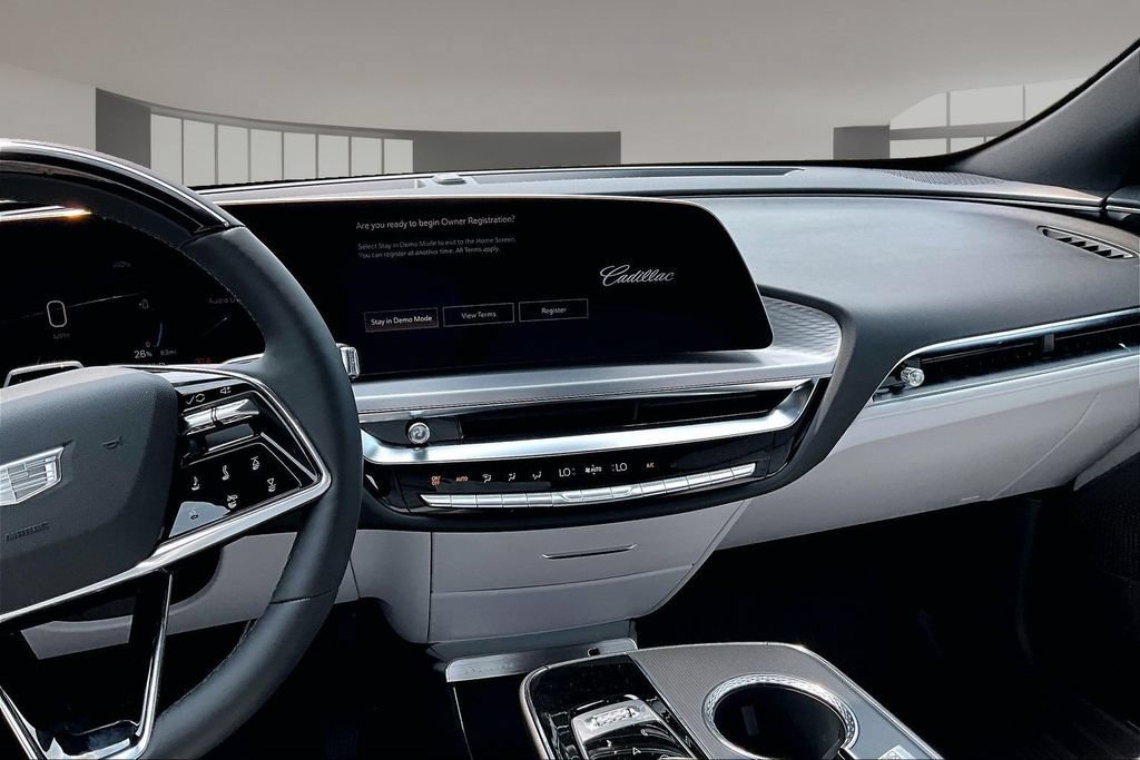 New 2026 Cadillac Lyriq Sport w/ LPO, Floor Liner Package AWD/4WD image 7