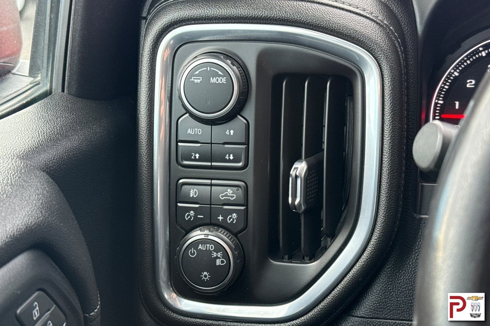 Certified 2021 Chevrolet Silverado 1500 LT Trail Boss image 29