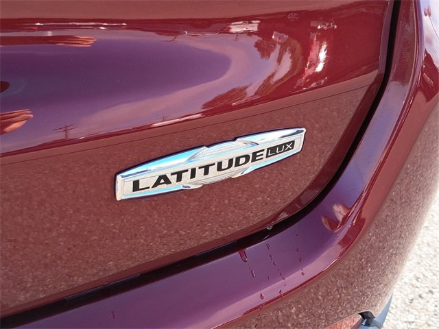 Used 2022 Jeep Compass Latitude image 10