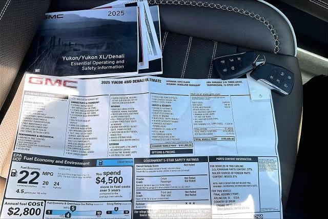 Used 2025 GMC Yukon Denali Ultimate w/ LPO, Floor Liner Package AWD/4WD image 36