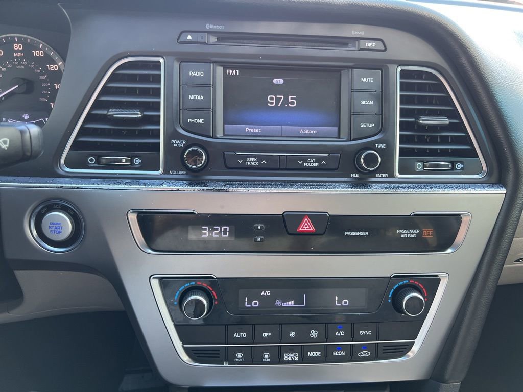 Used 2016 Hyundai Sonata SE image 28