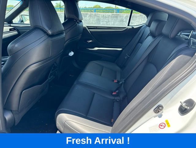 Used 2019 Lexus ES 350 F Sport w/ Accessory Package 2 FWD image 3