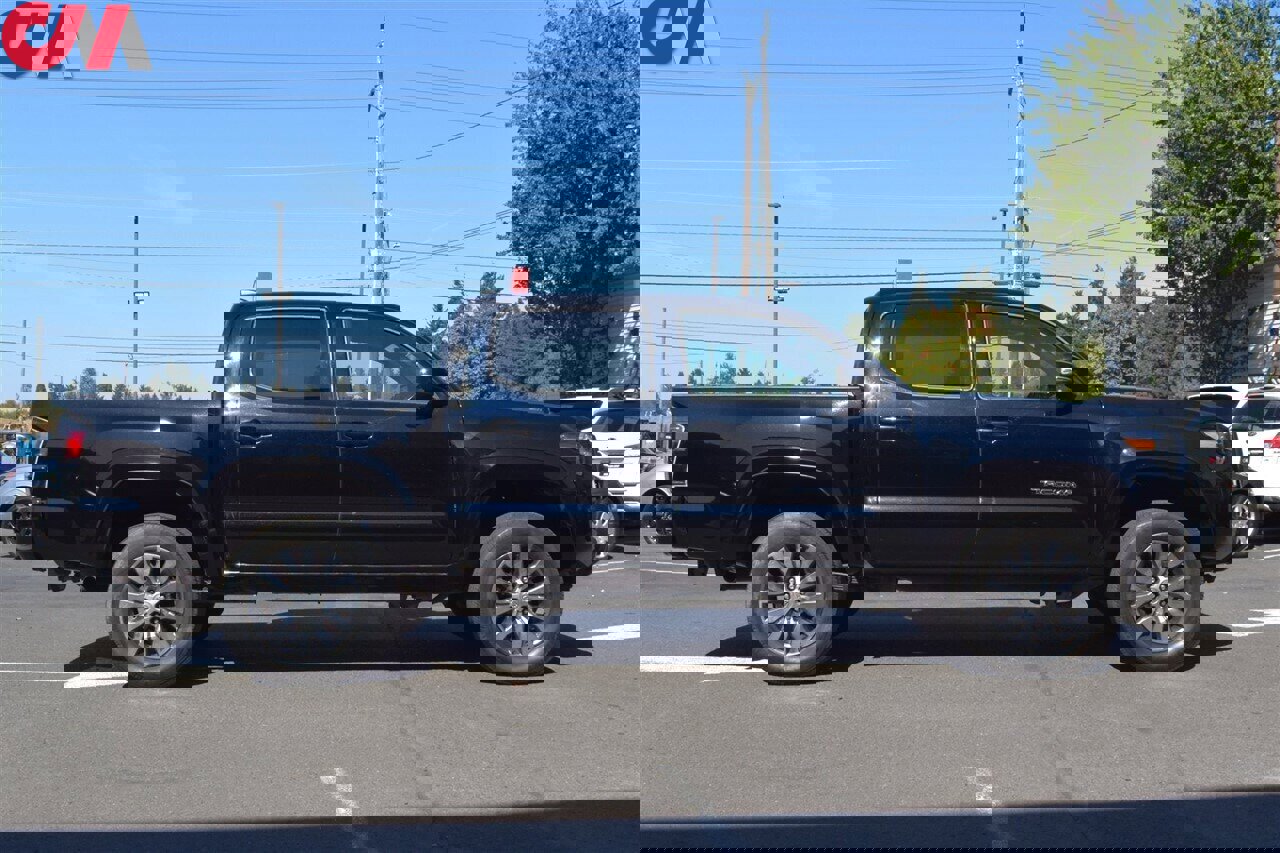 Used 2020 Toyota Tacoma TRD Off-Road w/ TRD Premium Off Road Package image 9