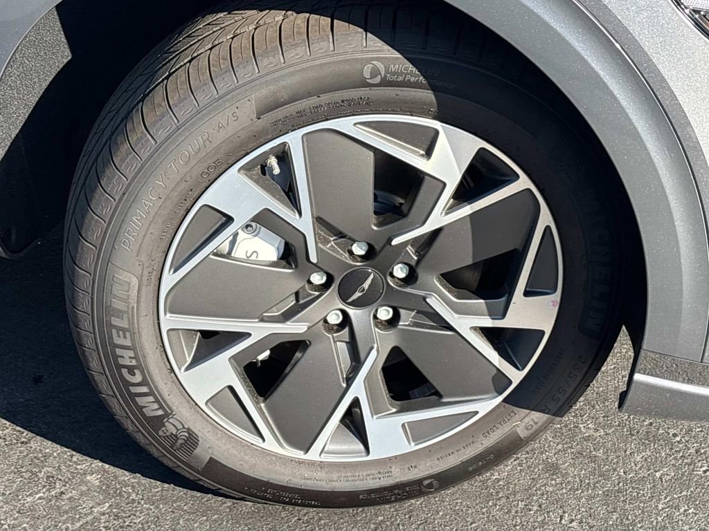 New 2026 Genesis Electrified GV70 image 28