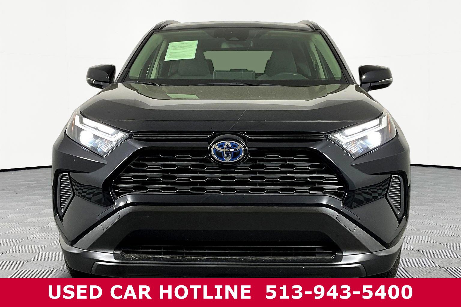 Used 2022 Toyota RAV4 XLE w/ Convenience Package AWD/4WD image 2