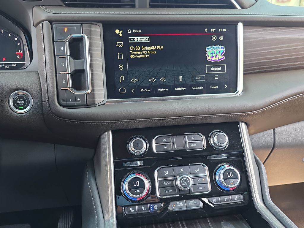 Used 2023 GMC Yukon Denali RWD image 23
