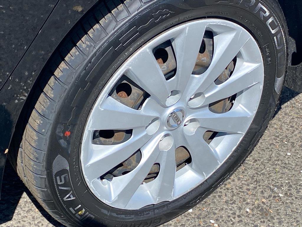 Used 2017 Nissan Sentra SV image 17